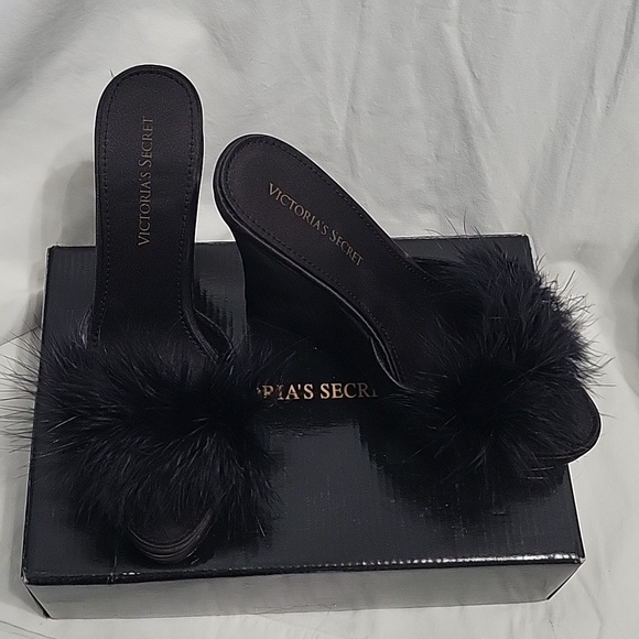 Victoria Secret Marabou Slipper Wedge. Sz 9 - Picture 2 of 3
